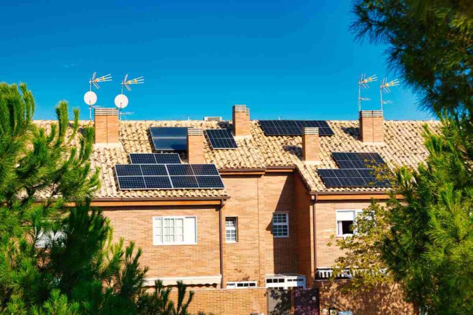 maison secondaire panneaux solaires rentabilite
